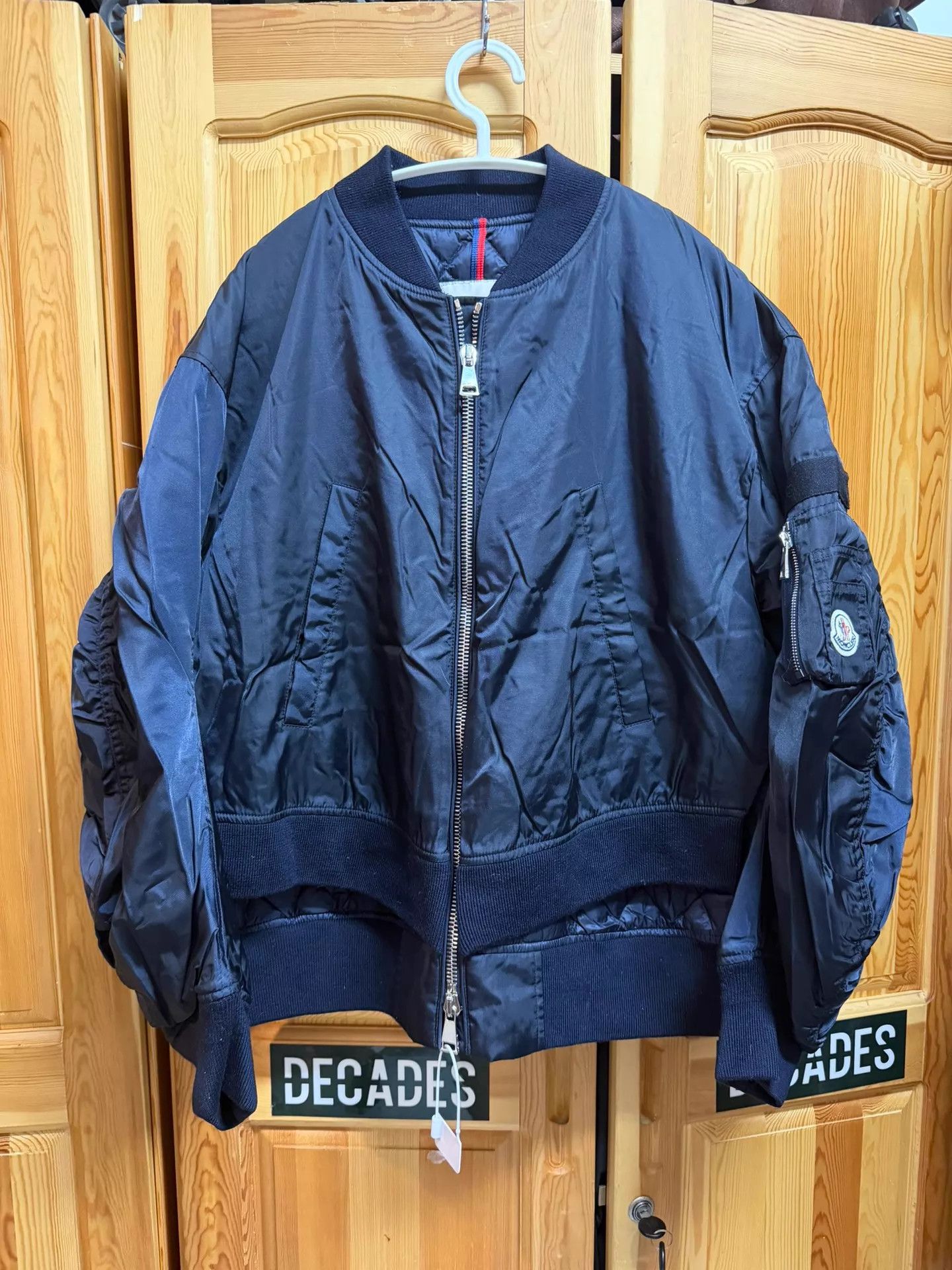 Moncler Moncler Embroidered Logo 2-Layer Down Pilot Jkt Bk2 Size US M / EU 48-50 / 2 - 1 Thumbnail