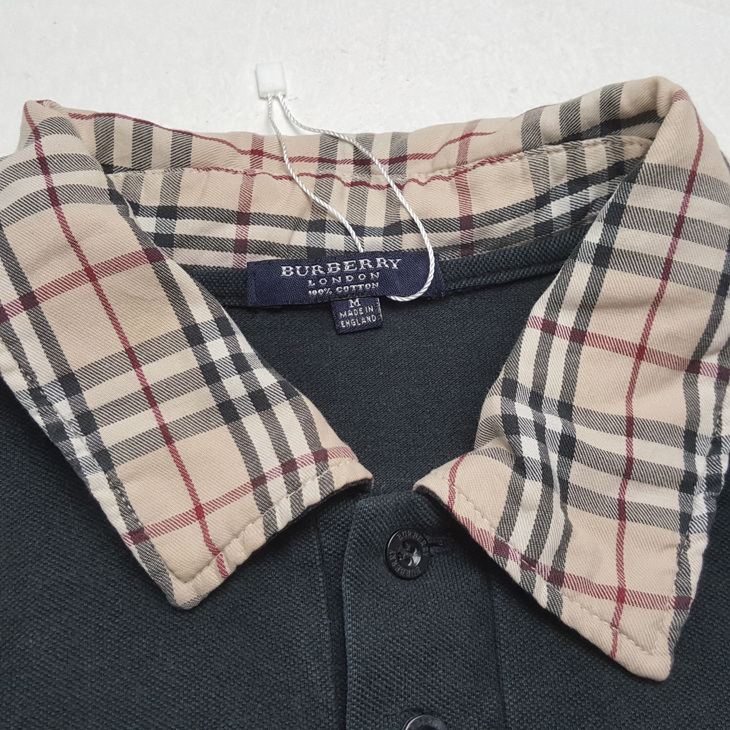 Burberry × Vintage Vintage BURBERRY LONDON Nova Check Collar Design Polos Size US M / EU 48-50 / 2 - 9 Thumbnail