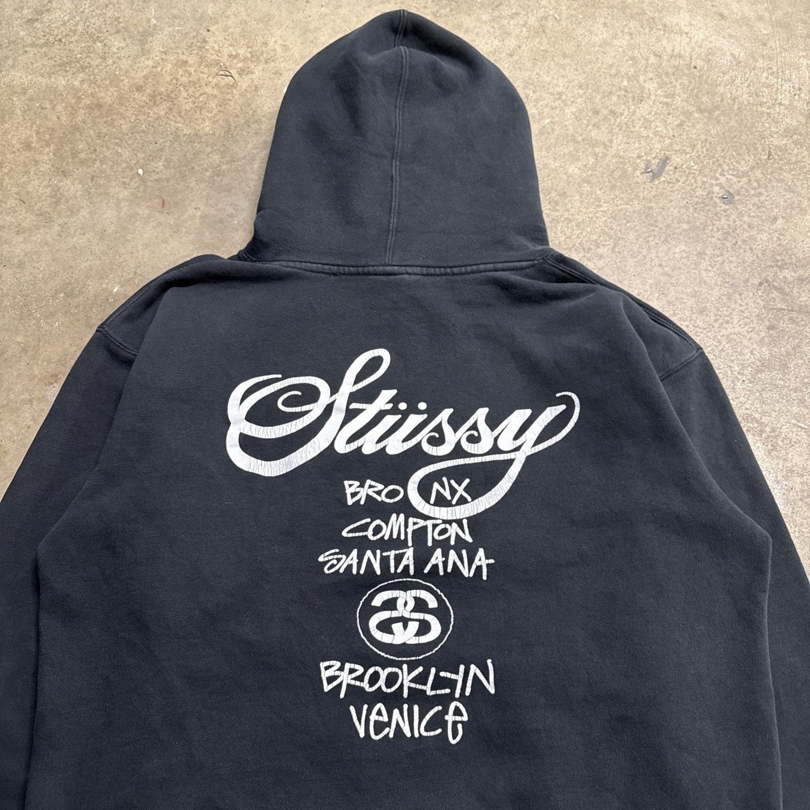 Stussy Vintage Stussy Hoodie Mens Medium Y2K Faded Surf Skate Size US M / EU 48-50 / 2 - 6 Thumbnail