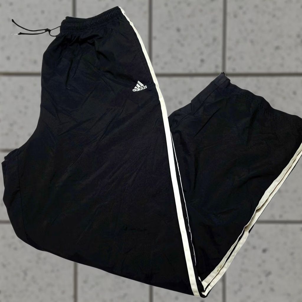 Adidas VINTAGE Adidas Track Pants Men’s XL Lined Windbreaker Black Striped Y2k Sports 90s Athleisure Track Pants Mens XL Black Pants Men’s XL Size US 36 / EU 52 - 1 Thumbnail