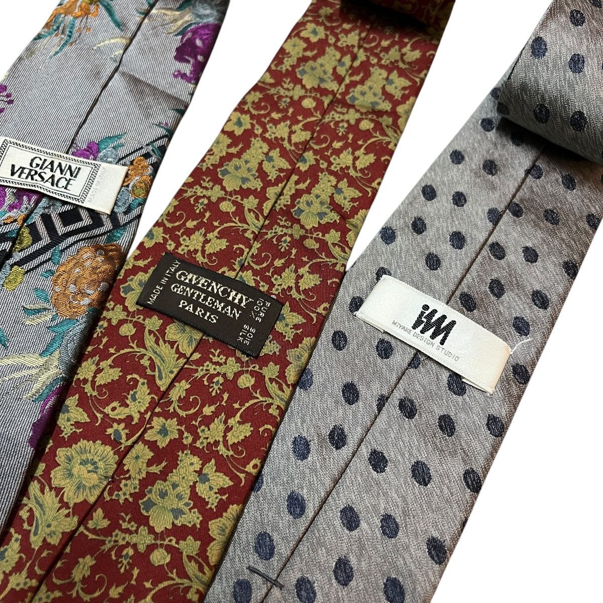 Givenchy × Issey Miyake × Versace Lot of 4 Designer Italian Silk Size ONE SIZE - 4 Thumbnail