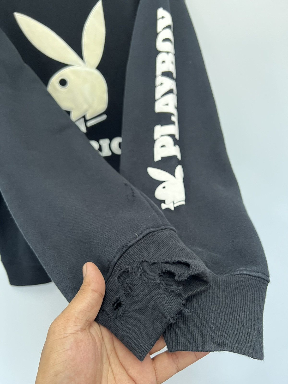 Joyrich × Playboy × Vintage 🔥 PLAYBOY x JOYRICH BIG LOGO SPELLOUT SWEATSHIRT - L Size US L / EU 52-54 / 3 - 10 Thumbnail
