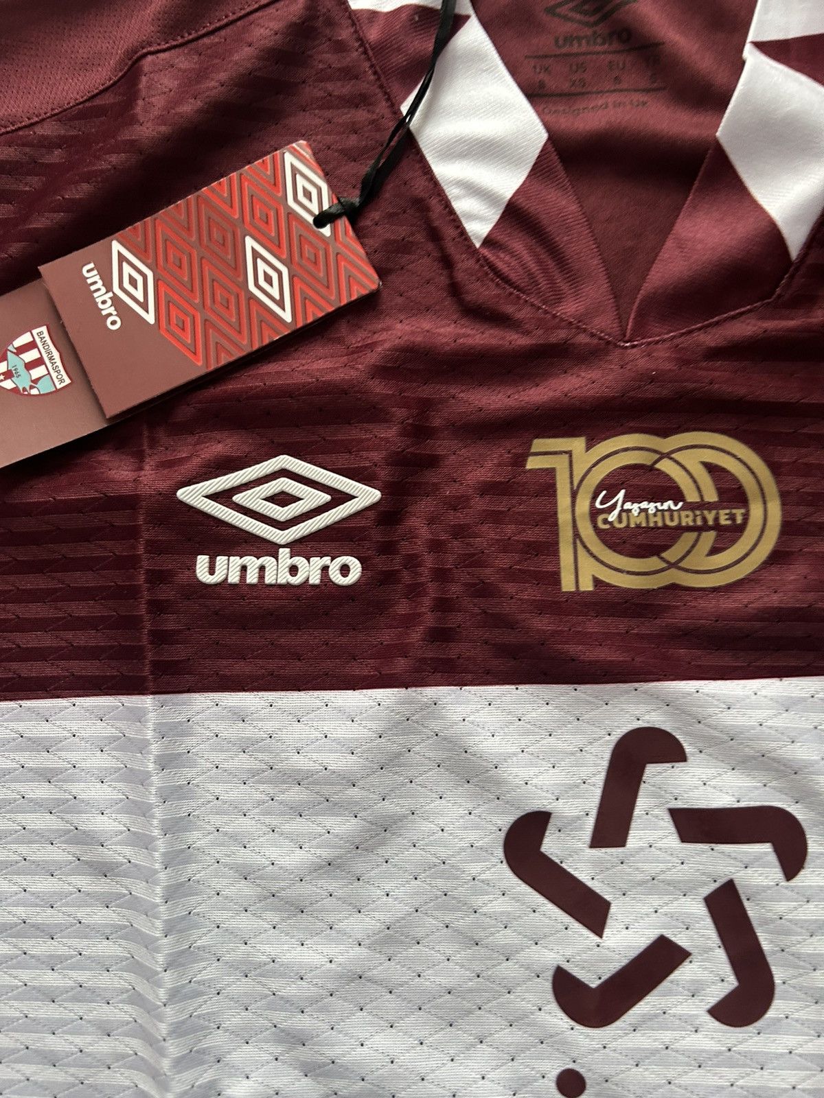 Umbro Bandırmaspor 2022-23 Away jersey Size US S / EU 44-46 / 1 - 2 Thumbnail