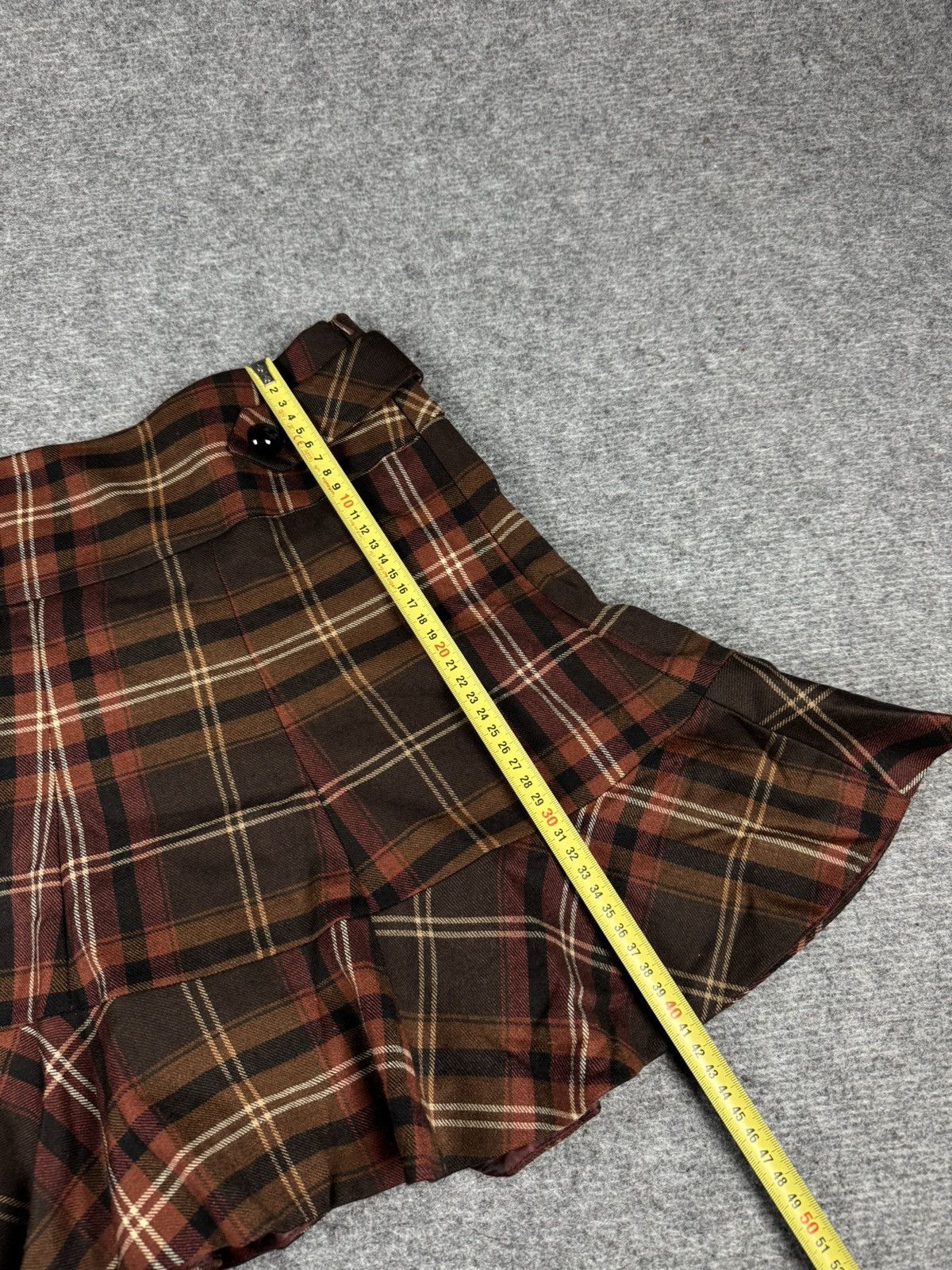 Karen Millen Avant garde Karen Millen checked skirt Size 30" / US 8 / IT 44 - 8 Thumbnail