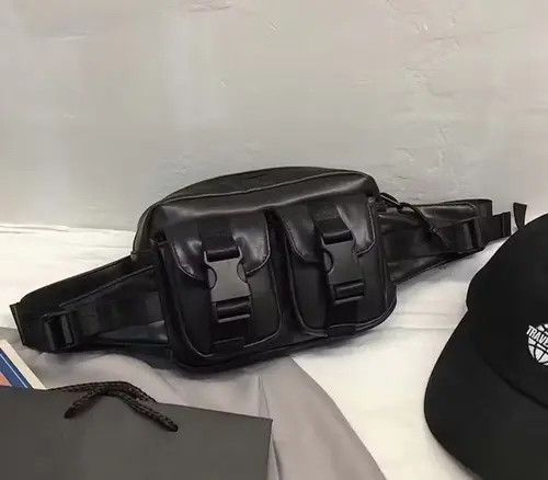 Japanese Brand Utility bag belt bag fanny pack sling bag Size ONE SIZE - 3 Thumbnail
