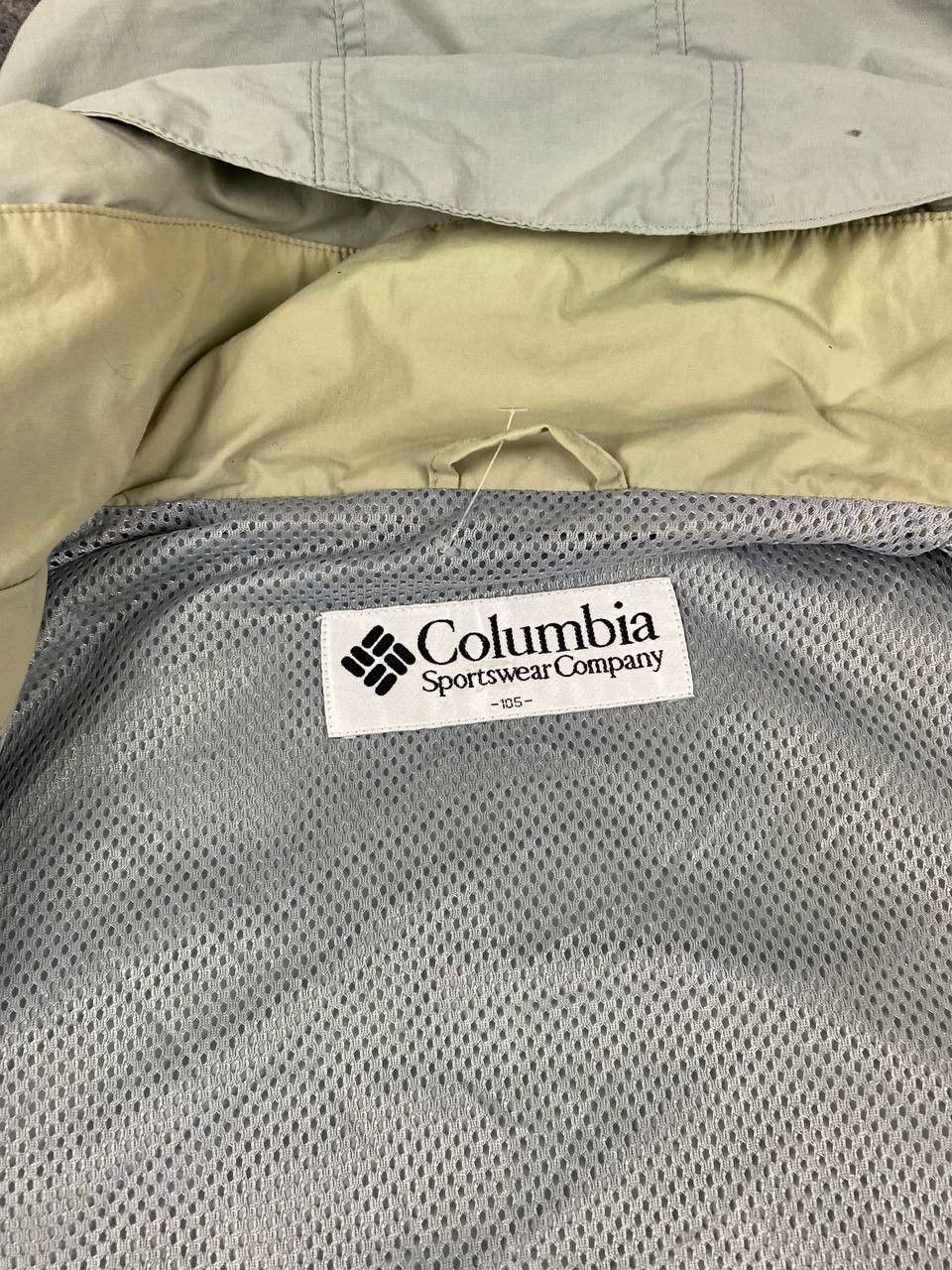 Columbia columbia sleeveless vest nice design Size US L / EU 52-54 / 3 - 6 Thumbnail