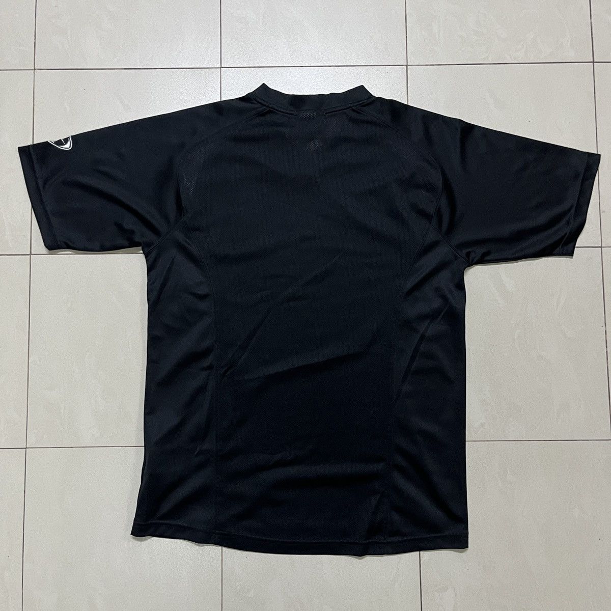 Nike × Vintage Vintage Nike Centre Logo Jersey T Shirt Size US M / EU 48-50 / 2 - 12 Thumbnail