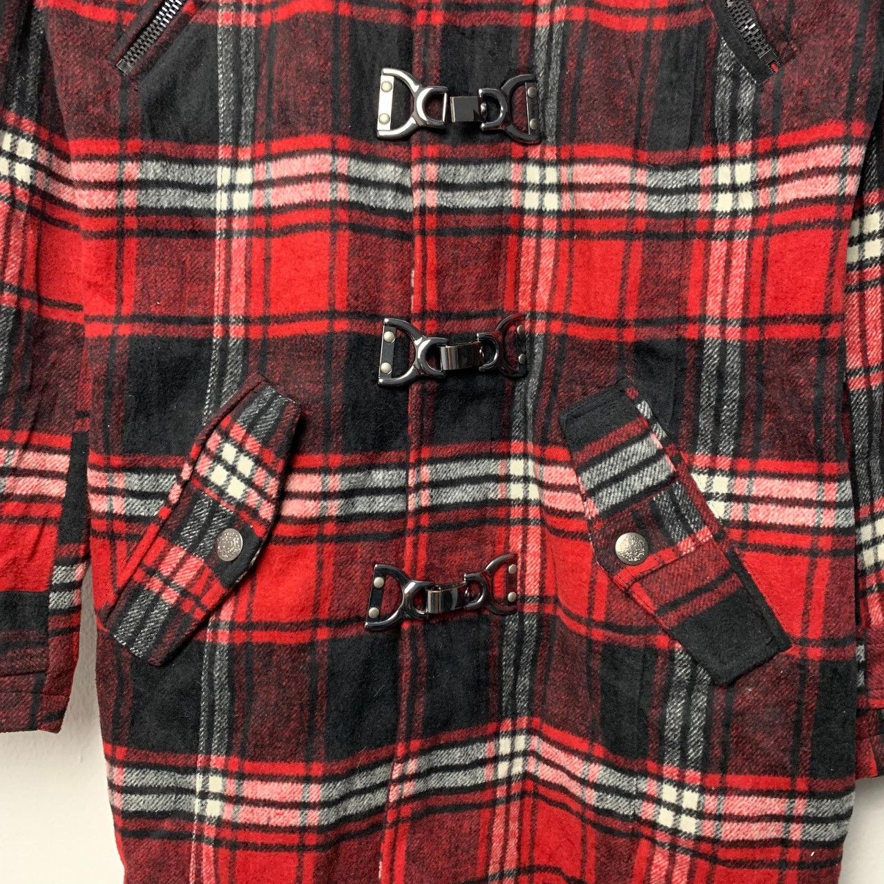 In The Attic "In The Attic" Red Tartan Hooded Wool Duffle Coat Size US M / EU 48-50 / 2 - 6 Thumbnail