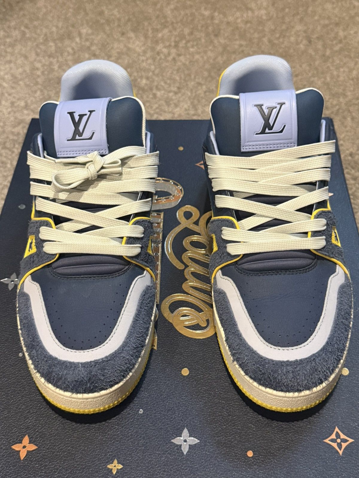 Louis Vuitton Louis Vuitton Blue & Yellow Sneakers RARE!!! Size US 9 / EU 42 - 2 Thumbnail
