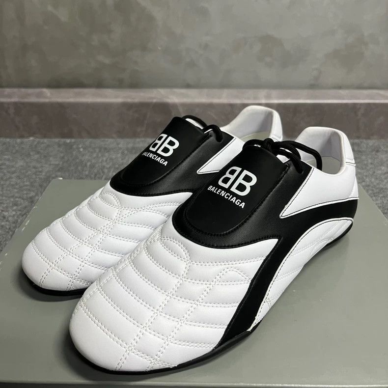 Balenciaga Balenciaga's latest white leather stylish low-cut sports ca Size US 9.5 / EU 42-43 - 2 Thumbnail