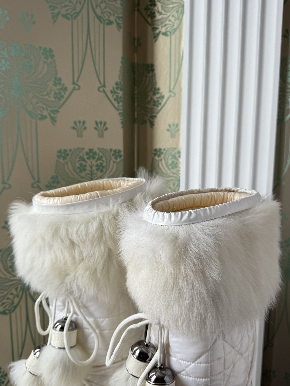 Dior DIOR Moon Boots Fur Snow White by John Galliano Size: 35-37 Size US 6 / IT 36 - 8 Thumbnail