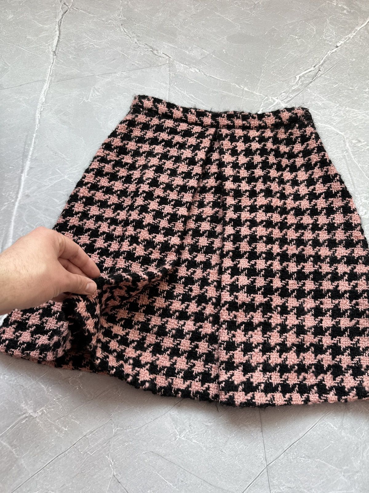 Moschino Moschino Cheap and Chic Houndstooth High Waist Wool Skirt Size 28" / US 6 / IT 42 - 15 Thumbnail
