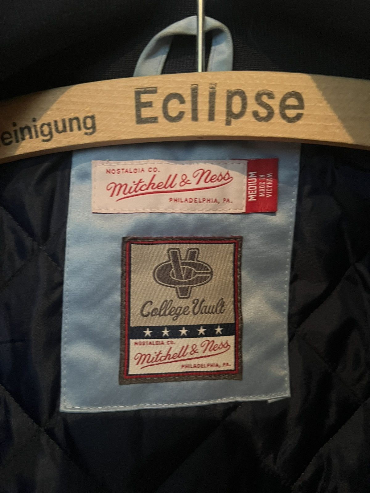 Mitchell & Ness Vintage Baby Blue UNC College Bomber Size US L / EU 52-54 / 3 - 3 Thumbnail