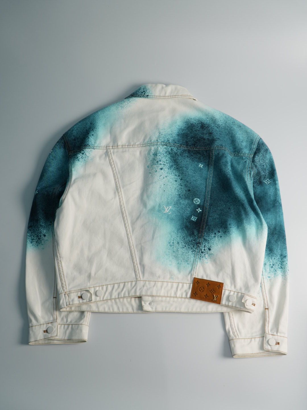 Louis Vuitton Louis Vuitton Starry Sky Gradient Splash-Ink Denim Jacket Size US L / EU 52-54 / 3 - 2 Thumbnail