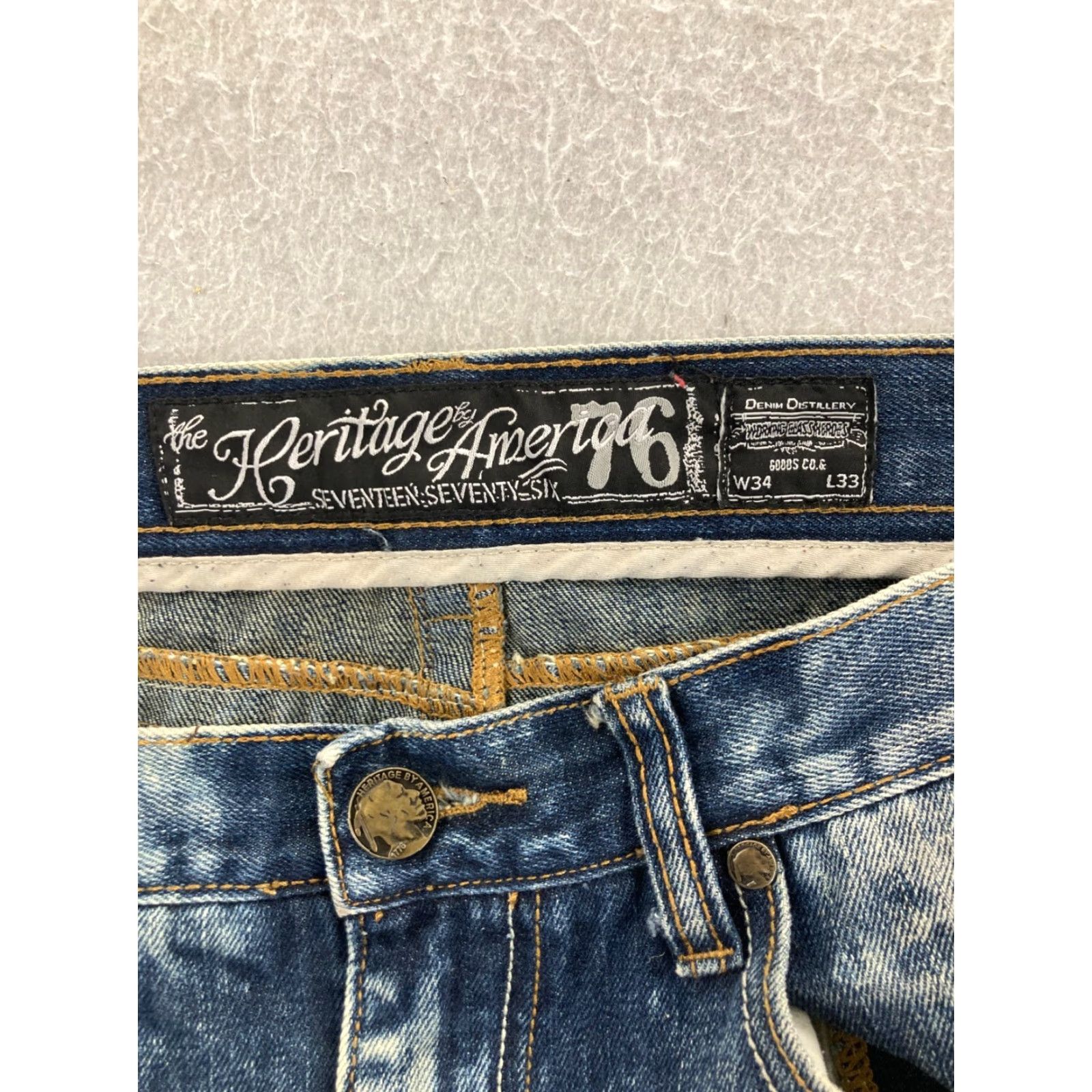 Vintage VINTAGE The Heritage By America Denim Jeans Mens 34x33 Regular Distressed Light Wash 5-Pocket USA Logo Grunge 90s Size US 34 / EU 50 - 7 Thumbnail