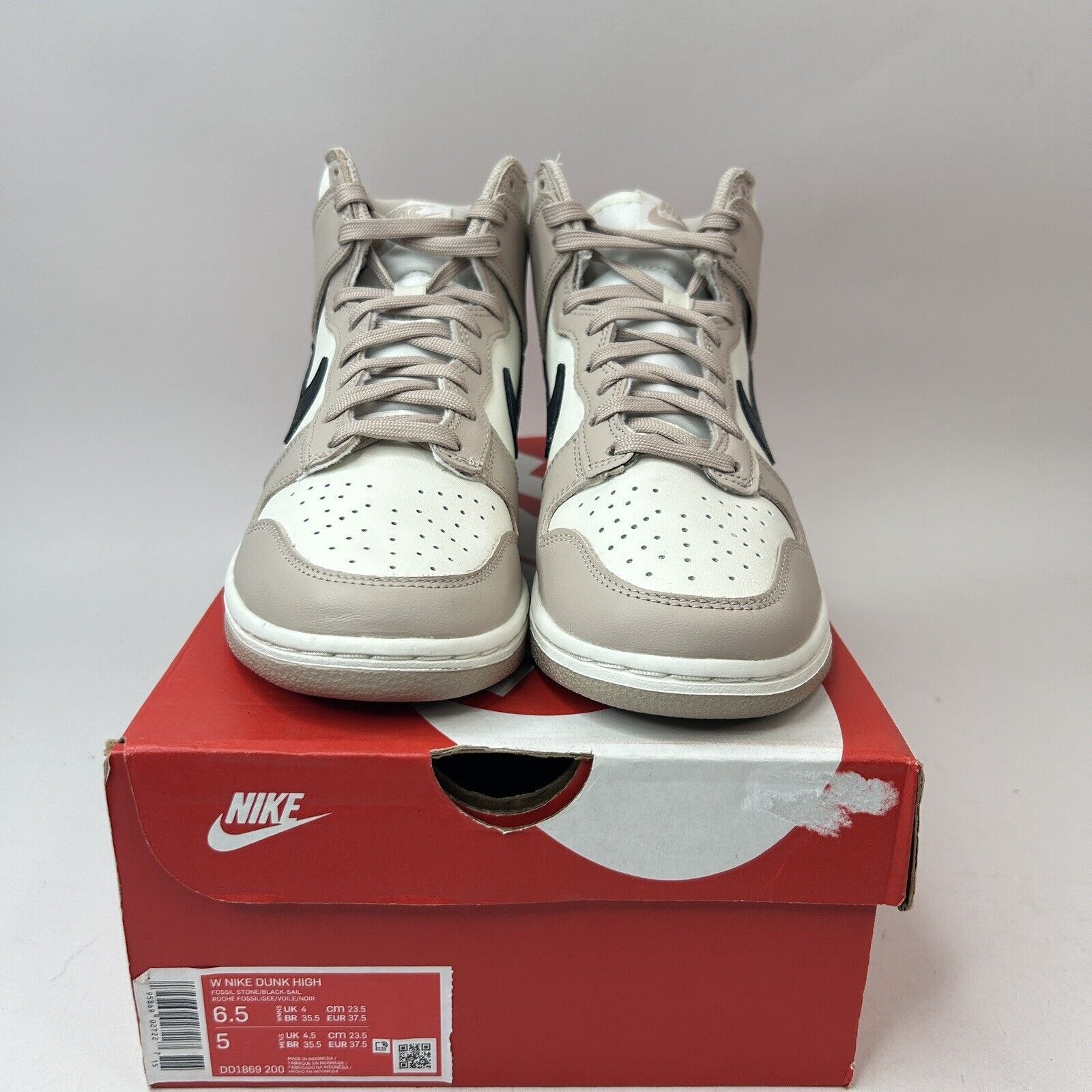 Nike Nike Dunk High WMNS “Fossil Stone Black Sail Tan” 2023 Size US 6.5 / IT 36.5 - 2 Thumbnail