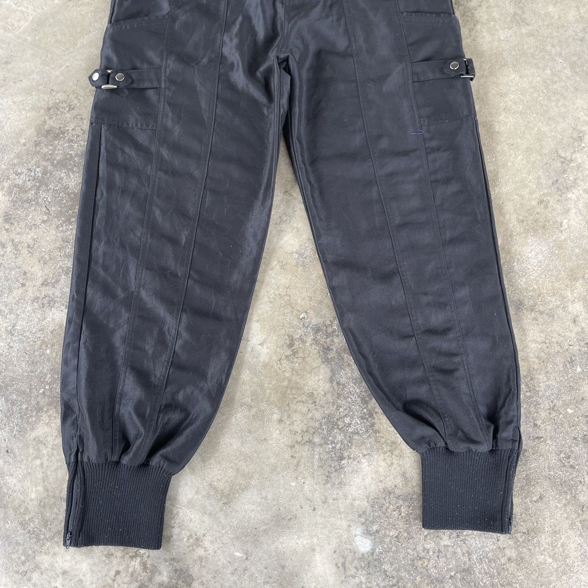 Designer × Japanese Brand 🔥🇯🇵X Frm Gallery Multipocket Spike Bondage Sweat Jogger Pants Size US 30 / EU 46 - 3 Thumbnail