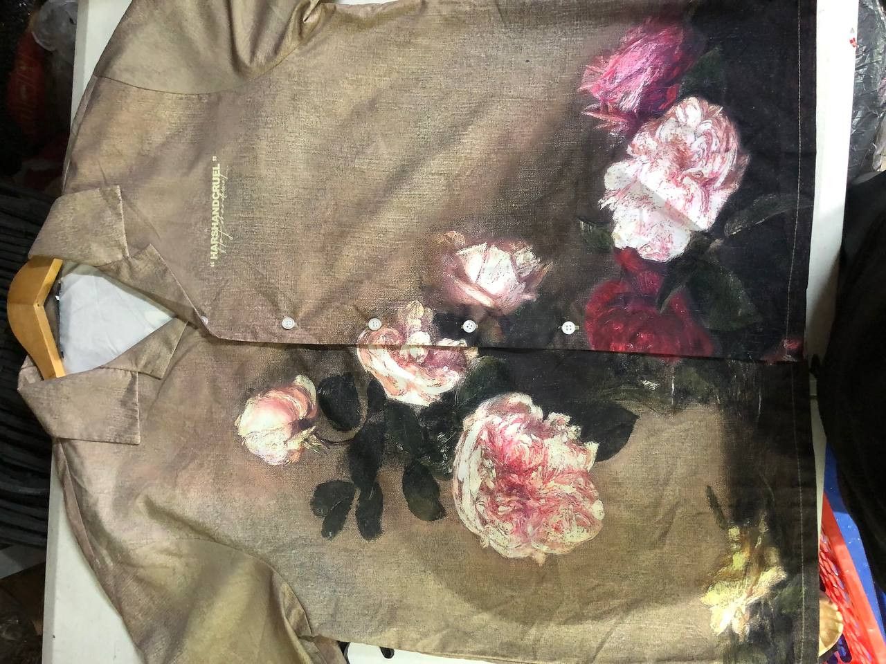 Other Harsh and Cruel Flowers Button down short sleeves Size US XL / EU 56 / 4 - 3 Thumbnail