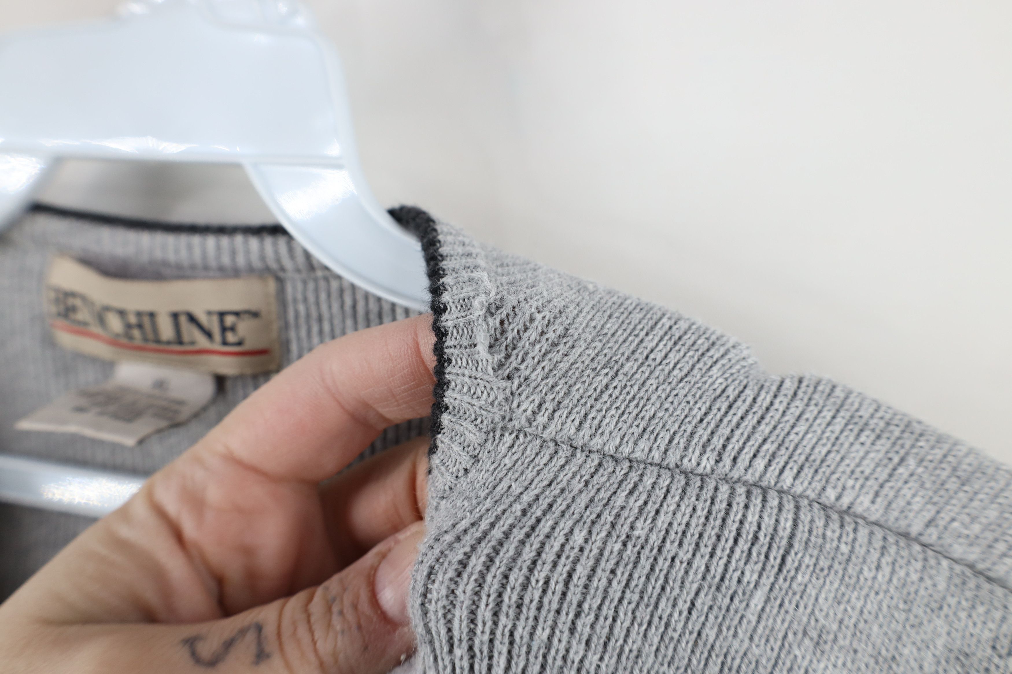 Vintage Vintage 90s Streetwear Cotton Ribbed Knit Sweater Vest Gray Size US XL / EU 56 / 4 - 7 Thumbnail