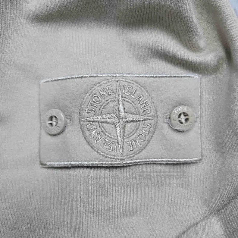 Stone Island Stone Island Ghost Series, Beige Half Zip Sweatshirt, M Si Size US M / EU 48-50 / 2 - 3 Thumbnail