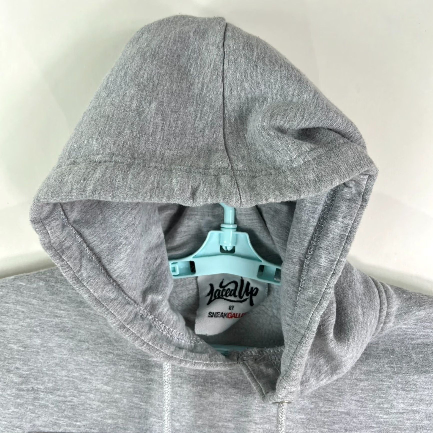 Vintage LACED UP GOAT Graphic Print Pullover Hoodie Men's Size XL Gray Size US XL / EU 56 / 4 - 4 Thumbnail