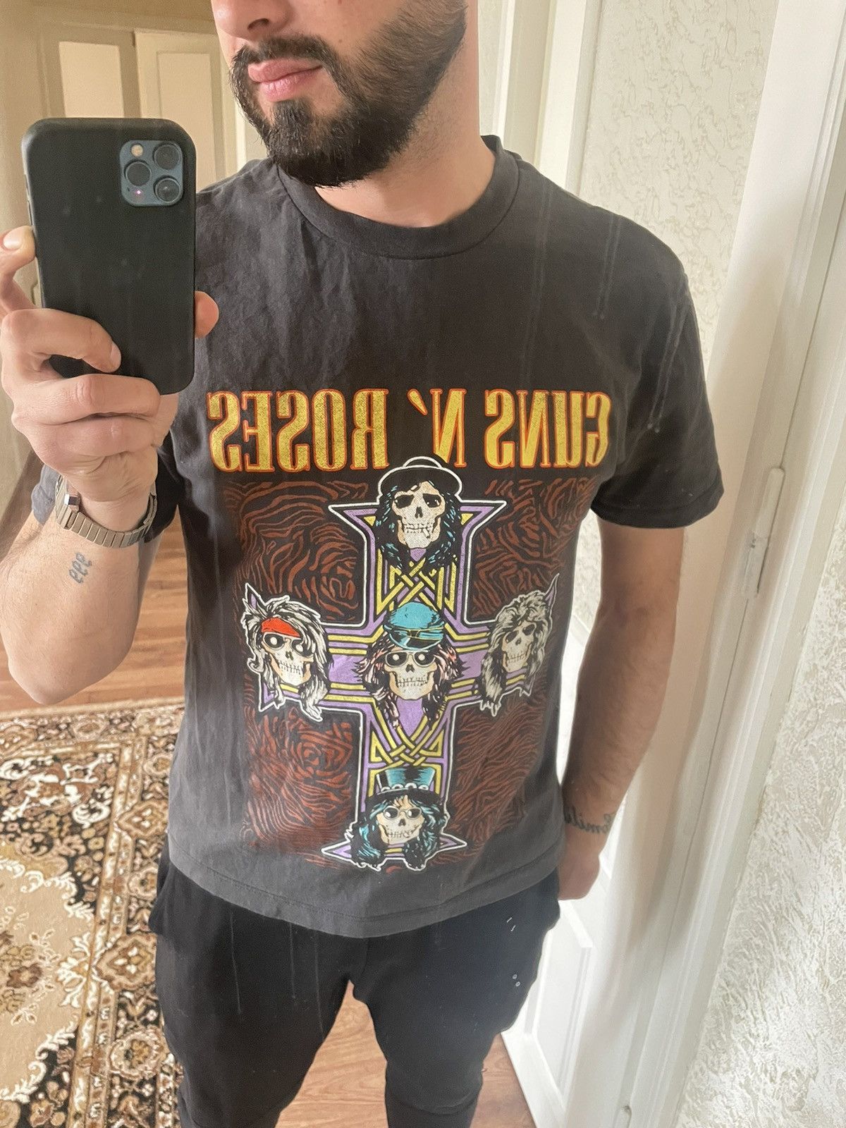 Band Tees × Guns N' Roses × Vintage Guns N’ Roses Rare Band Tee – Classic Hard Rock Heavy Metal Size US S / EU 44-46 / 1 - 1 Thumbnail
