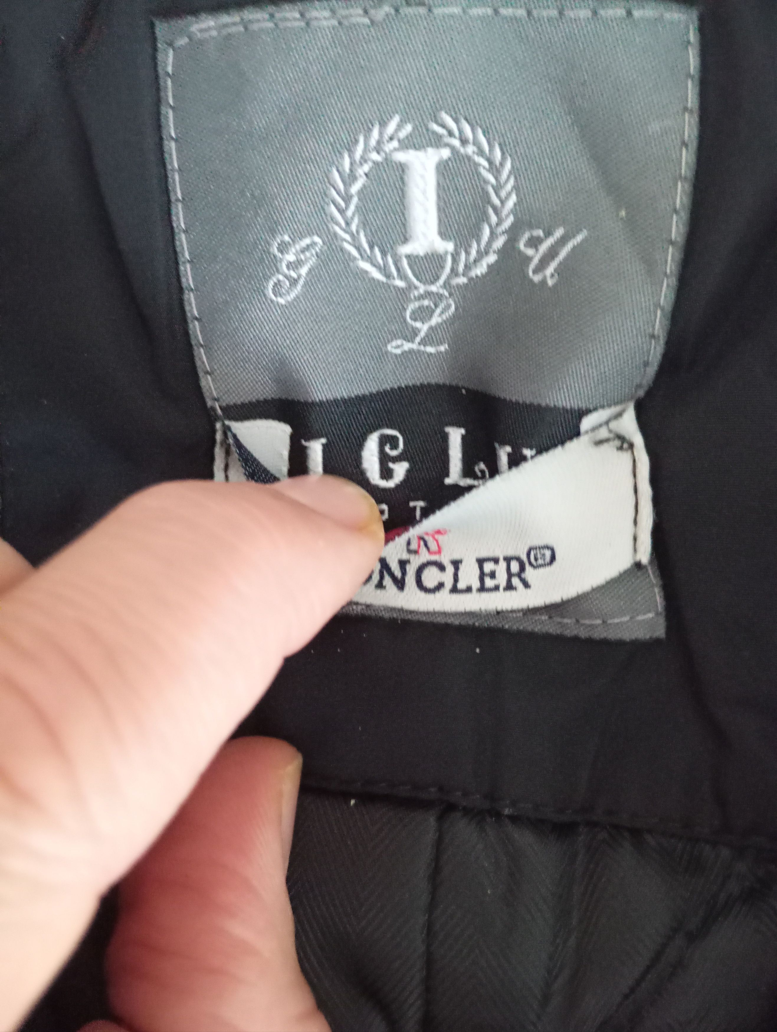 Designer × Vintage Vintage Iglu Moncler Long Down Coat Size M Size US M / EU 48-50 / 2 - 9 Thumbnail
