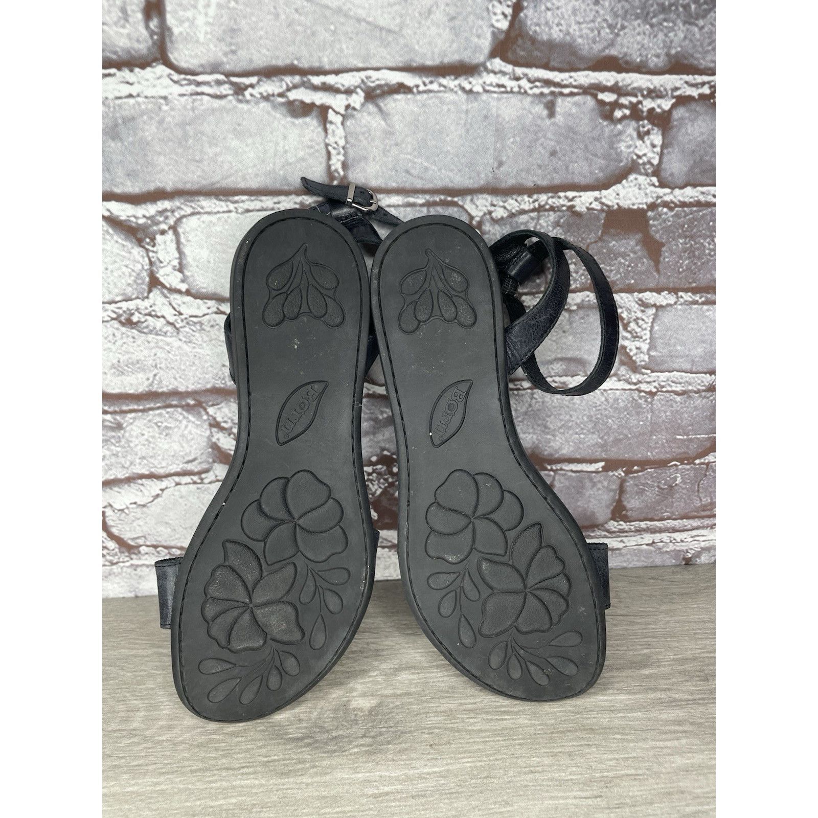 Born Born Handcrafted Black Leather Open Toe Ankle Strap Flats Sa Size US 8 / IT 38 - 7 Thumbnail