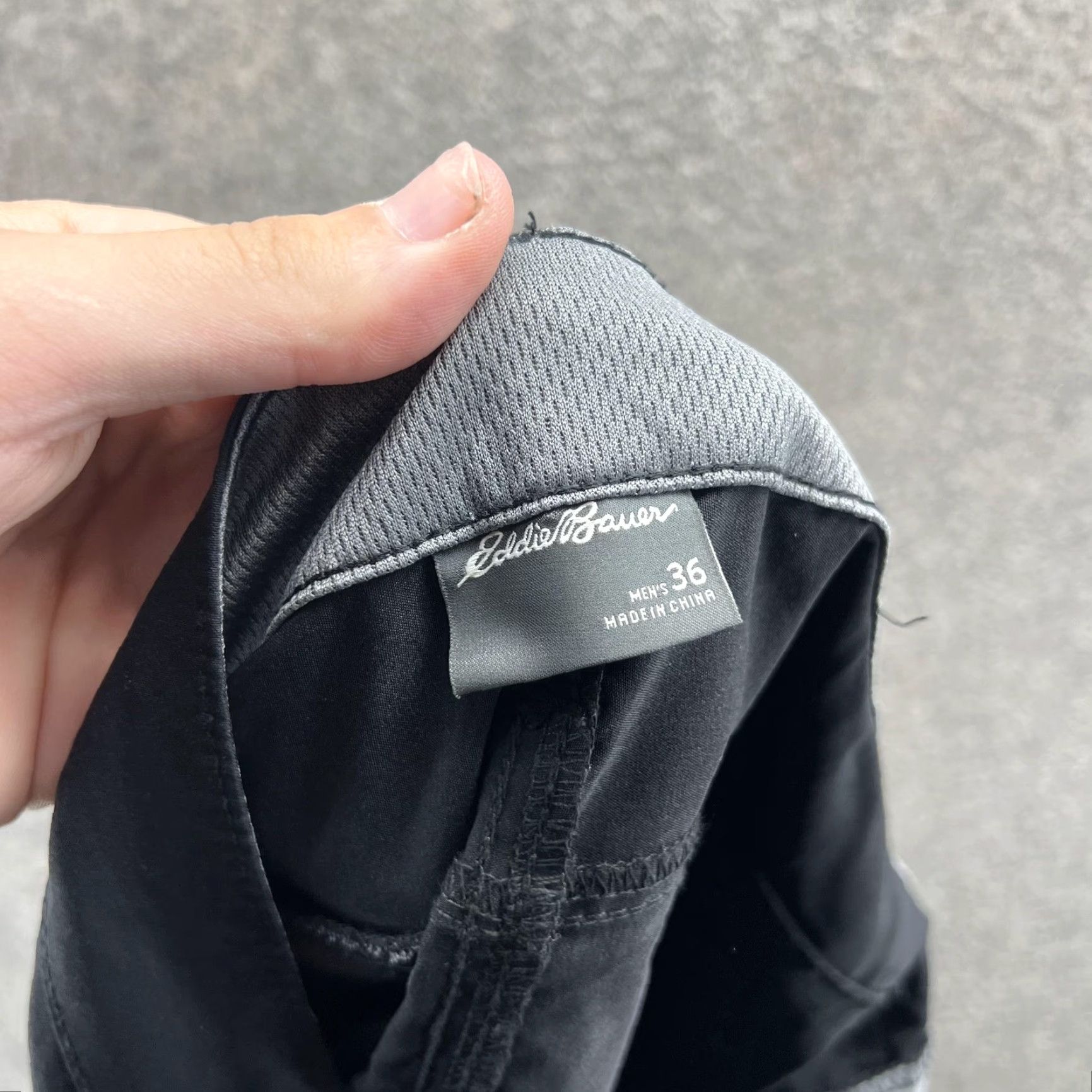 Eddie Bauer Eddie Bauer Shorts Mens 36 Black Nylon Stretch Hiking Zip Pocket 10 Inseam Size US 36 / EU 52 - 3 Thumbnail