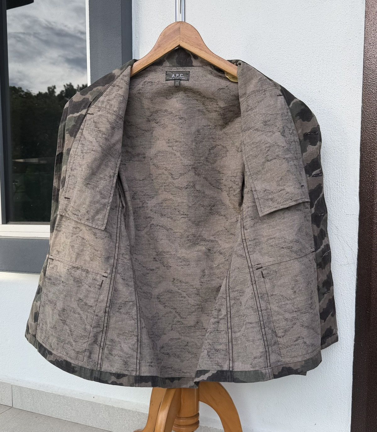 A.P.C. A.P.C. Camouflage Print Utility Jacket Size US S / EU 44-46 / 1 - 12 Thumbnail