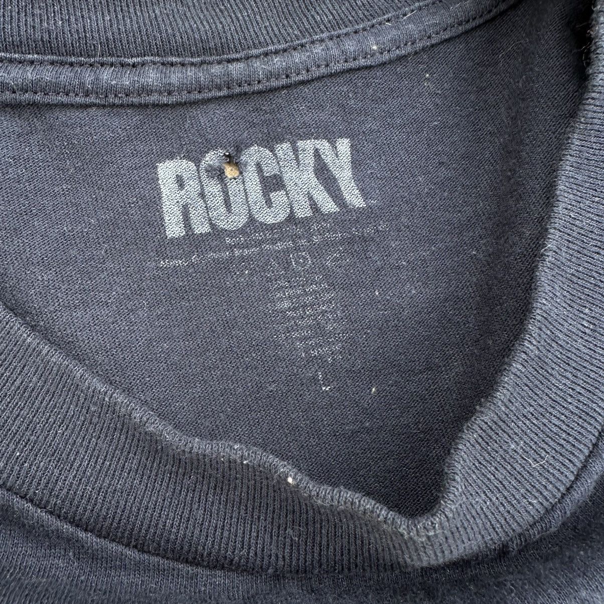 Hypebeast × Japanese Brand Vintage Japanese Style Adult Rocky T-shirts Big Logo 2007 Size US L / EU 52-54 / 3 - 8 Thumbnail