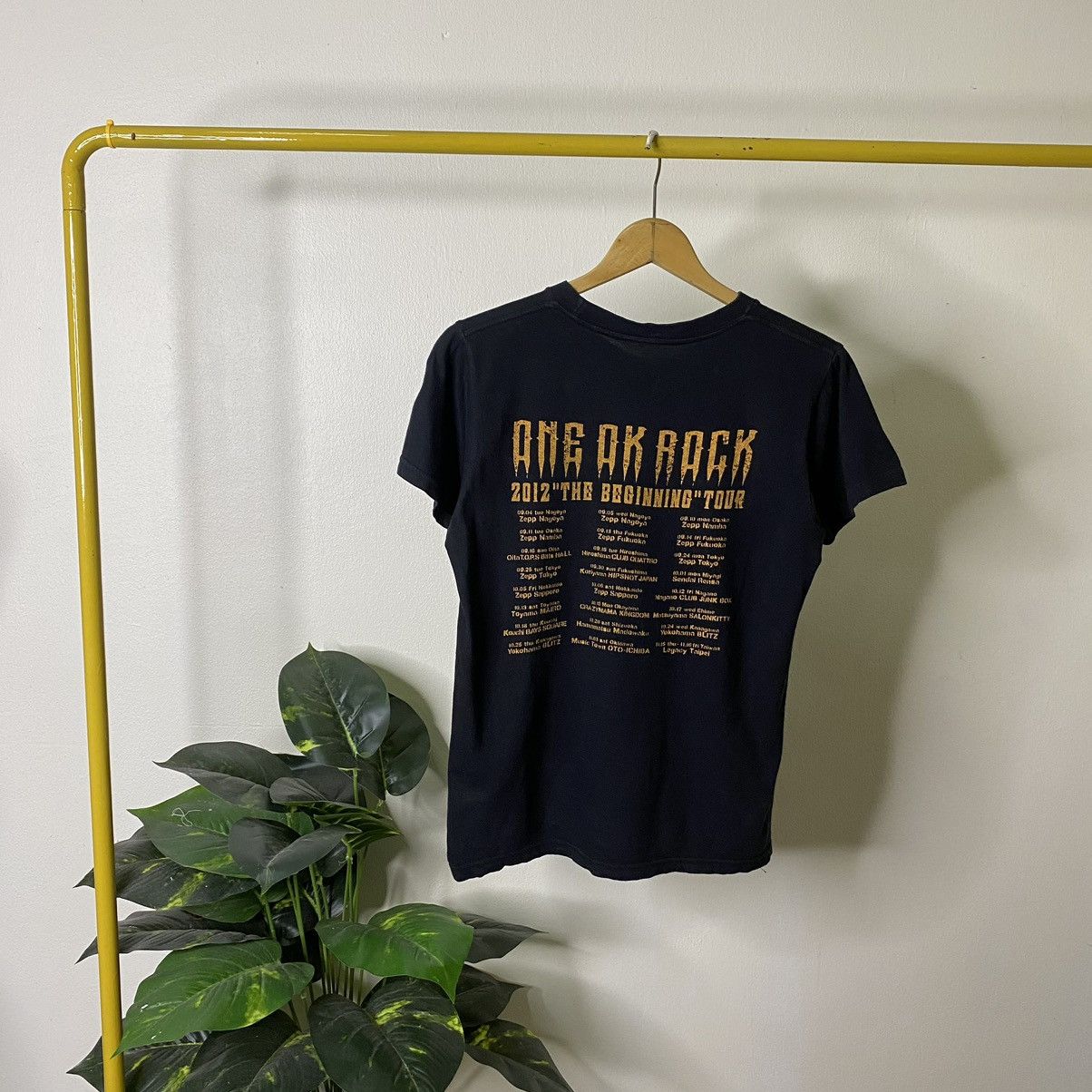 Band Tees × Japanese Brand One Ok Rock 2012 The Beginning Tour Tee Size US S / EU 44-46 / 1 - 6 Thumbnail