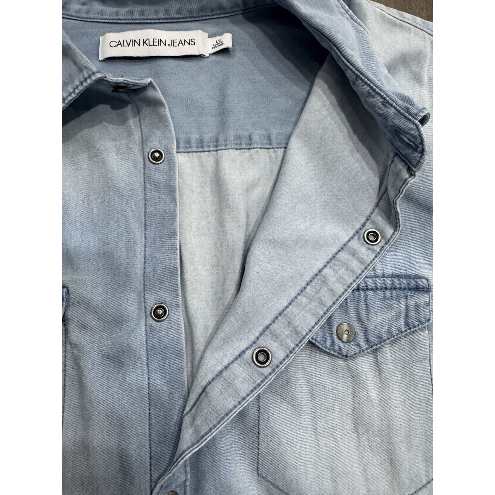 Calvin Klein Vintage 90s CK Calvin Klein Jeans Denim Button Shirt Pockets Size US L / EU 52-54 / 3 - 4 Thumbnail