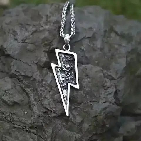 Jewelry Gothic Skull Pendant Necklaces Size ONE SIZE - 2 Thumbnail