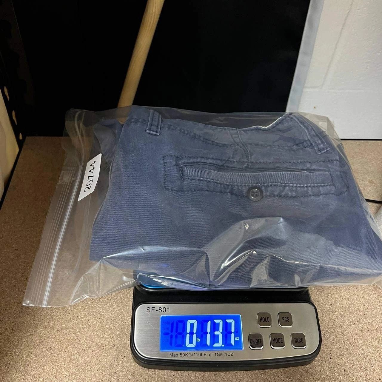 Old Navy Old Navy Shorts Men 36 Blue Chino Pockets Flat Front Cotton Size US 36 / EU 52 - 9 Thumbnail