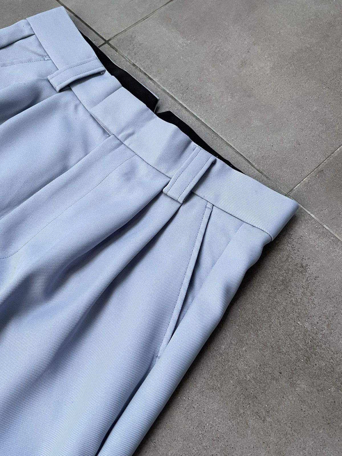 Viktor & Rolf !DS! SS22 Viktor & Rolf Pleat Detail High Closure Pants Size US 30 / EU 46 - 11 Thumbnail