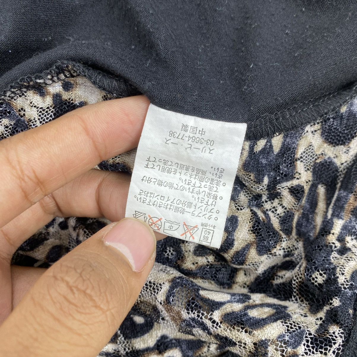 If Six Was Nine 2000s MKR Studded Leopard Poem Punk Lgb Gothic Longsleeve Size US S / EU 44-46 / 1 - 9 Thumbnail