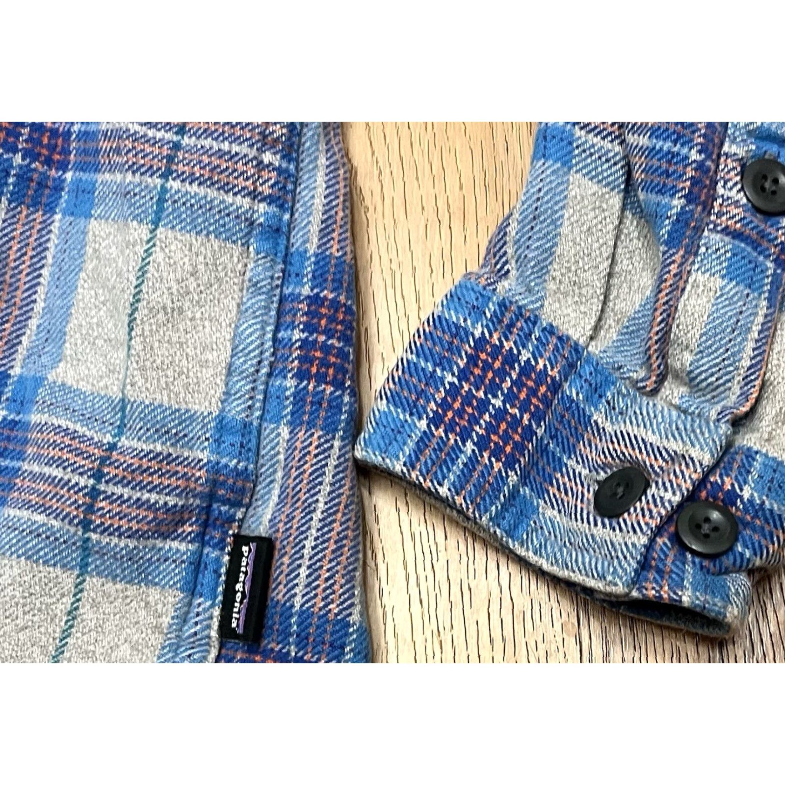 Patagonia Patagonia Shirt Men M Plaid Flannel Organic Cotton Gray Teal 53947 Button-Up Size US M / EU 48-50 / 2 - 2 Thumbnail