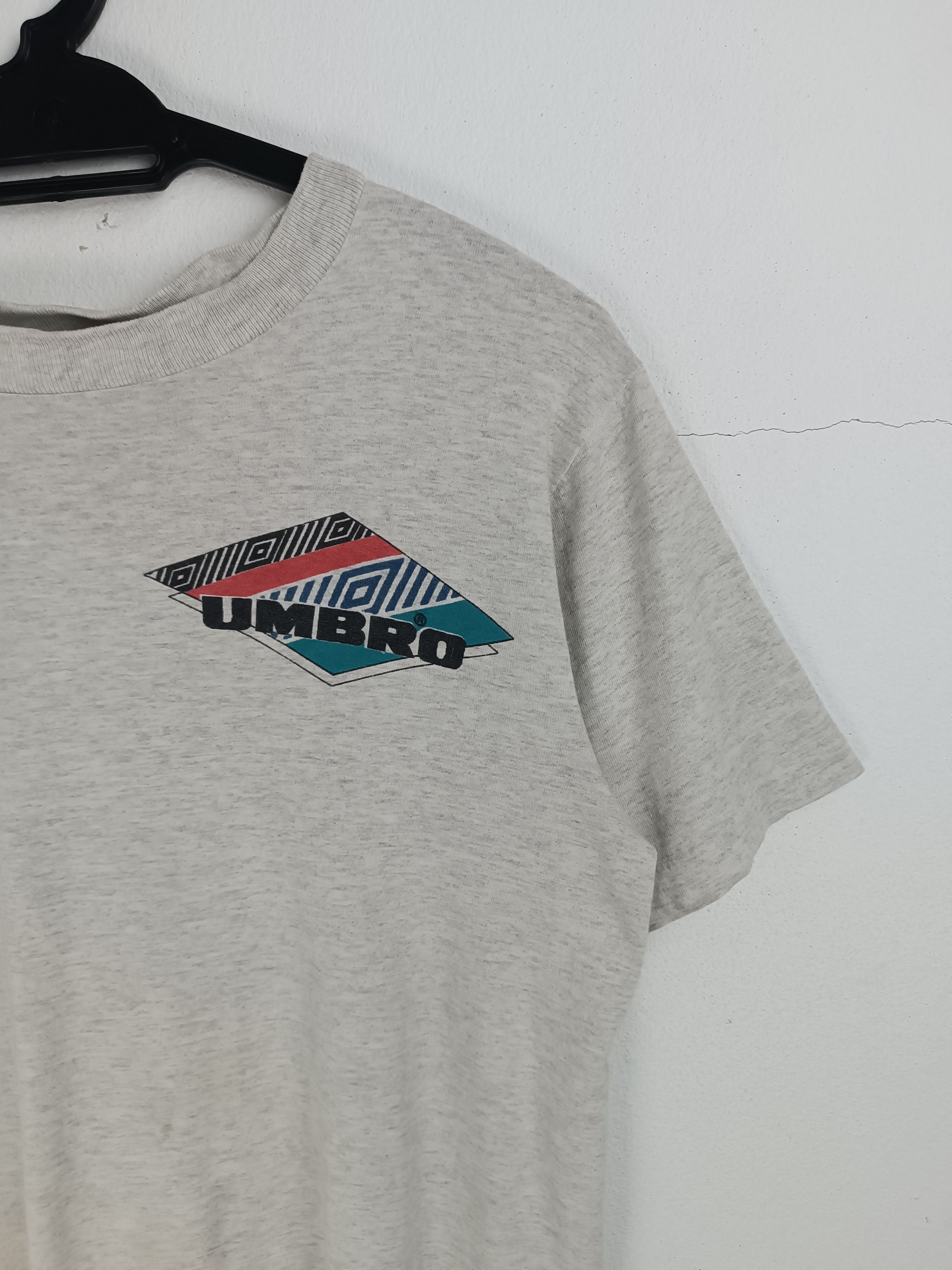 Umbro VINTAGE 90'S UMBRO SPORTSWEAR TEE VERY RARE SINGLE STITCH Size US S / EU 44-46 / 1 - 6 Thumbnail