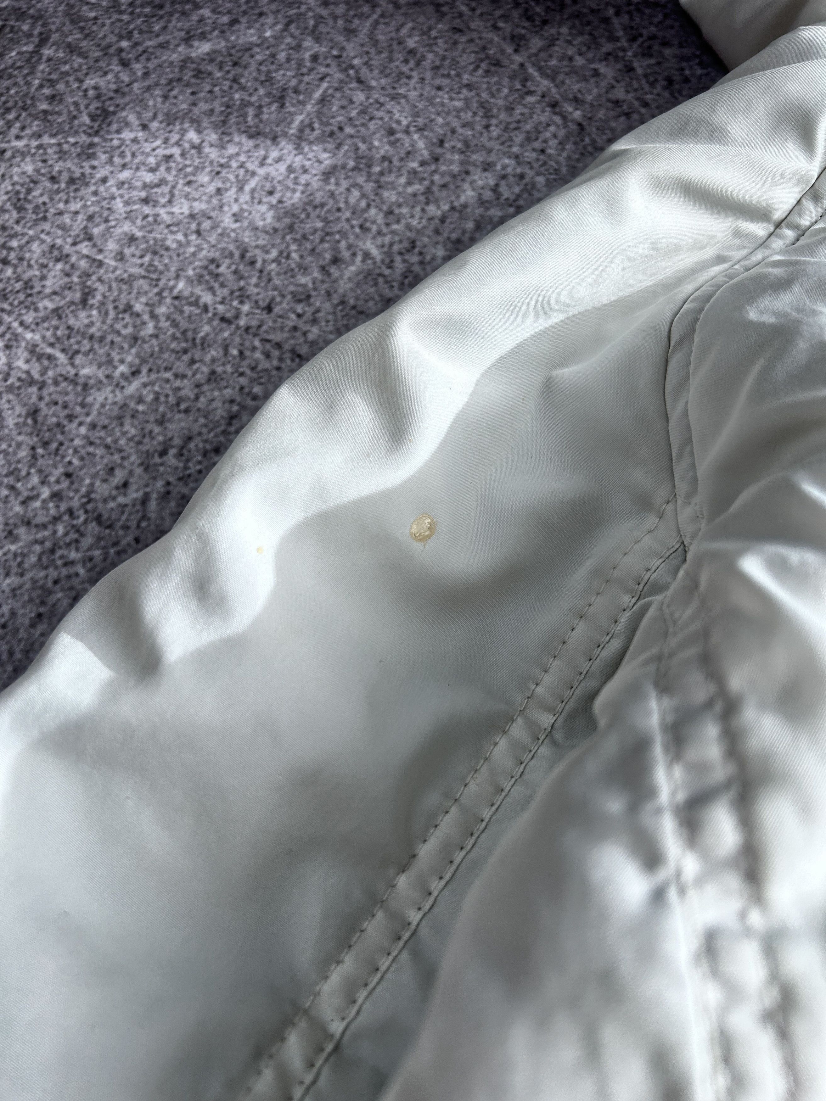 Vintage White Faux Fur Hood Puffer Jacket Cropped Y2K Winter Coat Size US M / EU 48-50 / 2 - 10 Thumbnail