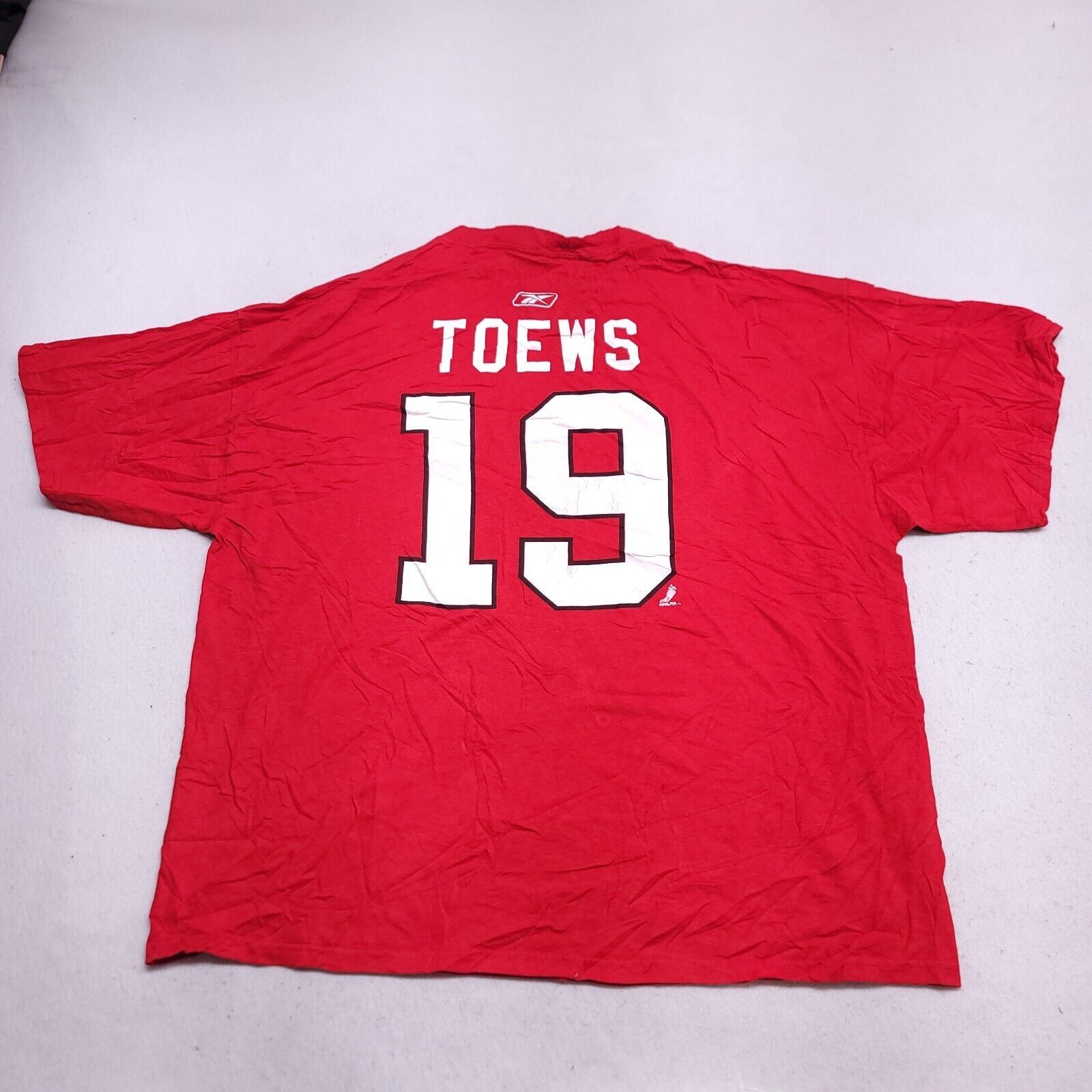 Reebok Reebok NHL Chicago Blackhowks #19 Toews T Shirt Mens Size XL Size US XL / EU 56 / 4 - 11 Thumbnail
