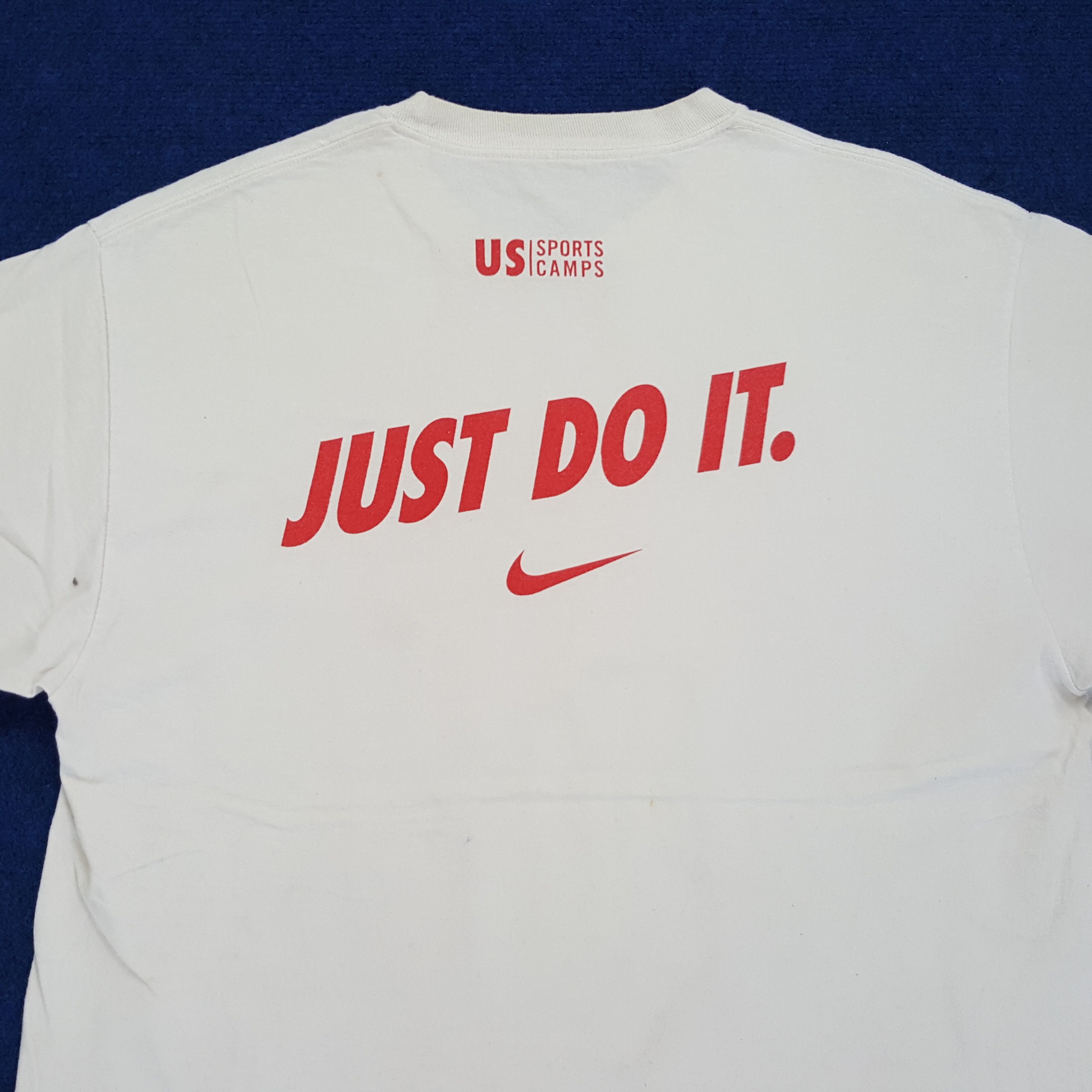 Nike × Vintage Vintage Nike Soccer Camps Sports T-shirt Size US L / EU 52-54 / 3 - 4 Thumbnail