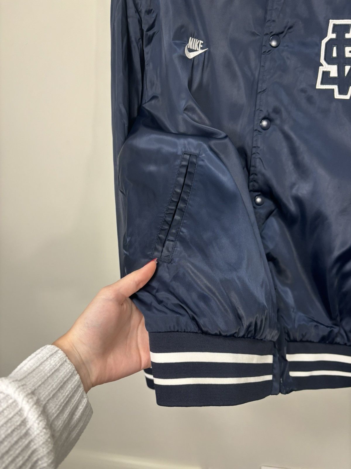 Nike Vintage Nike NSW Rare Hype Satin Varsity Bomber Jacket Size US XXL / EU 58 / 5 - 8 Thumbnail