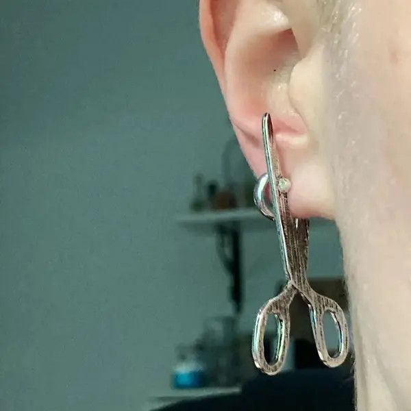 Jewelry Kirari x Aida Gothic Imitation Scissors Stud Earring Size ONE SIZE - 1 Thumbnail