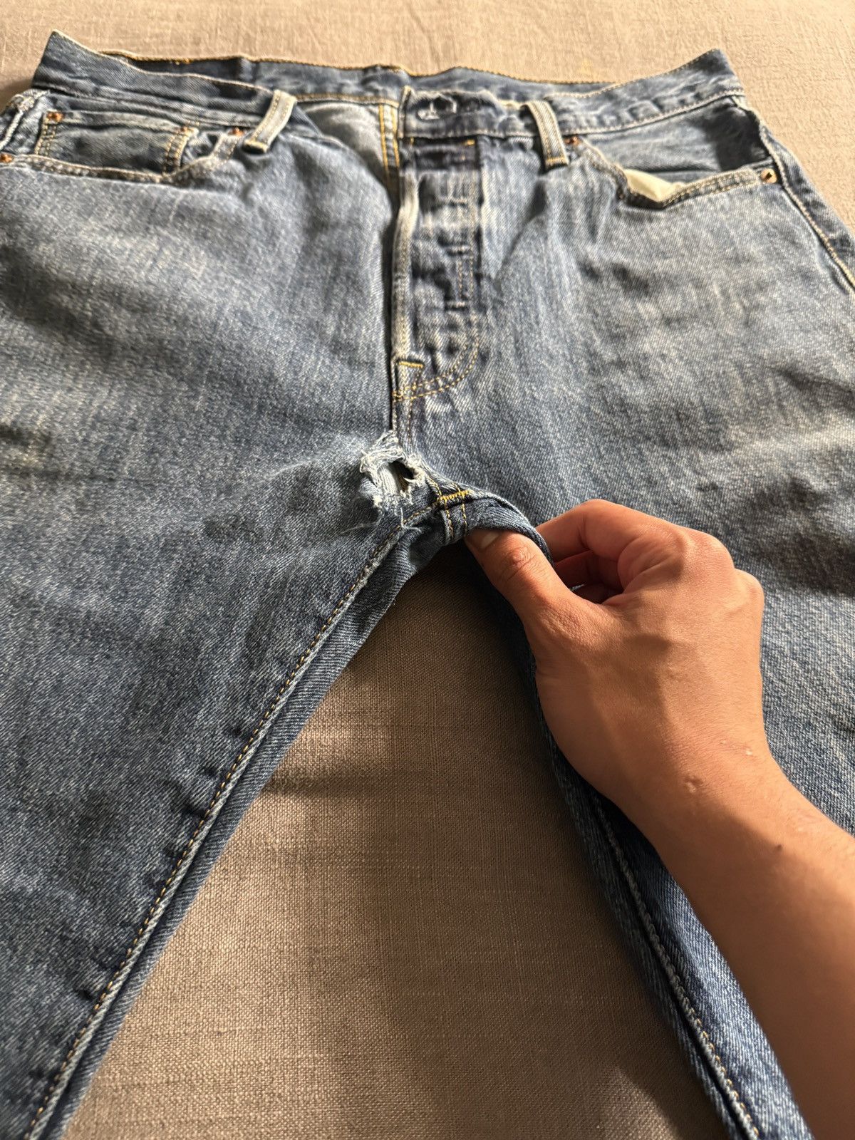 Levi's Levi’s 501s Size US 34 / EU 50 - 2 Thumbnail