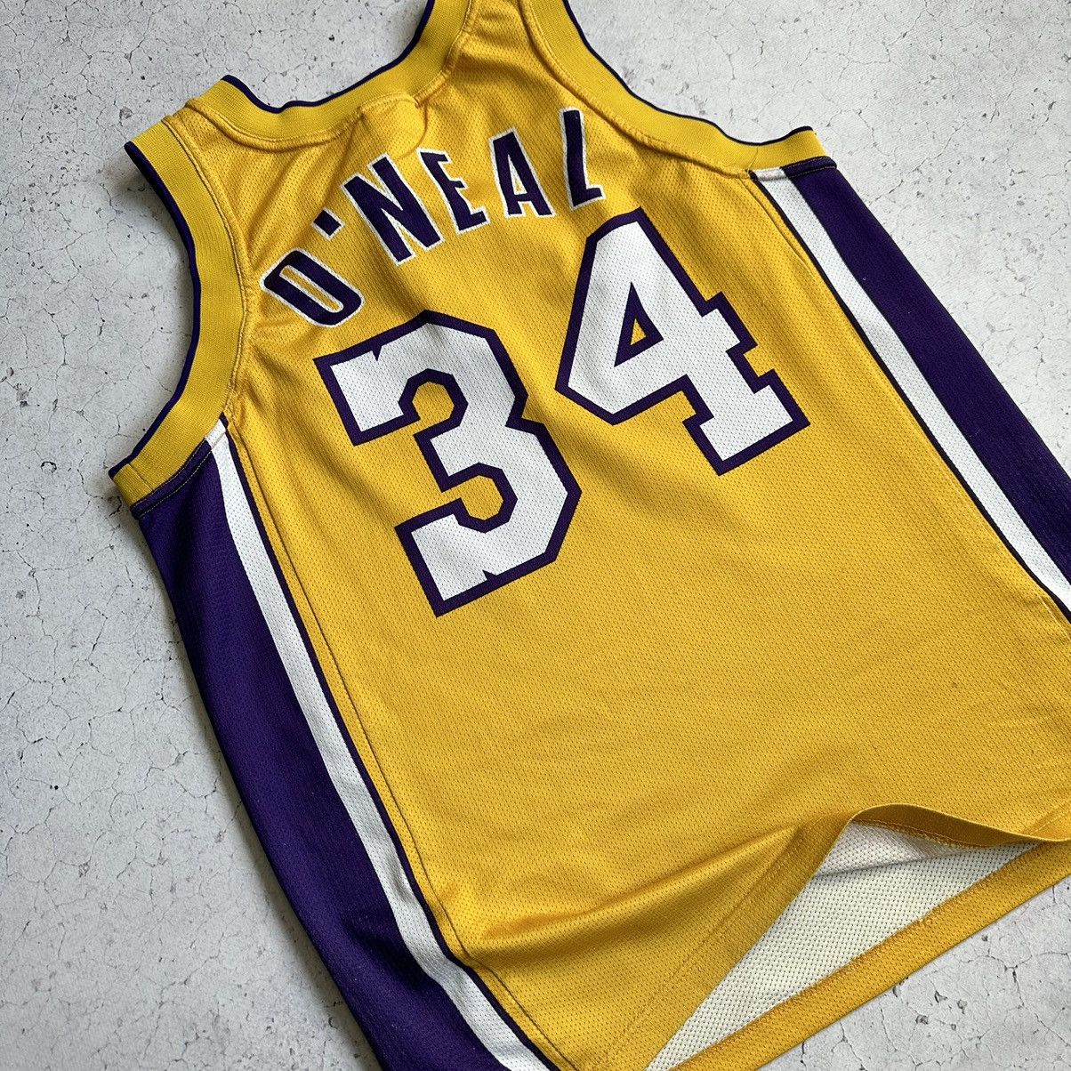 NBA × Vintage Vintage NBA LA Lakers Shaquille O’neal Jersey Size US S / EU 44-46 / 1 - 9 Thumbnail