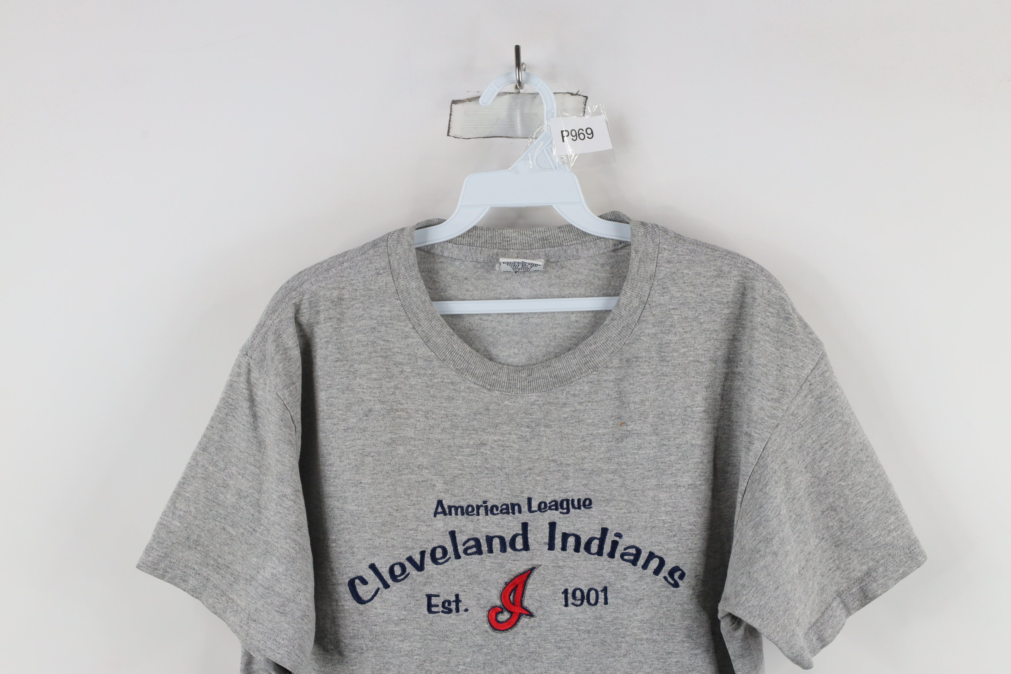 Vintage Vintage 90s Cleveland Indians Baseball Short Sleeve T-Shirt Size US M / EU 48-50 / 2 - 2 Thumbnail