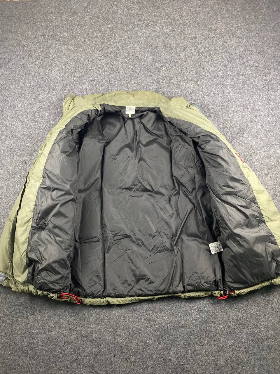 Quiksilver vintage quiksilver puffer jacket nice design Size US L / EU 52-54 / 3 - 7 Thumbnail