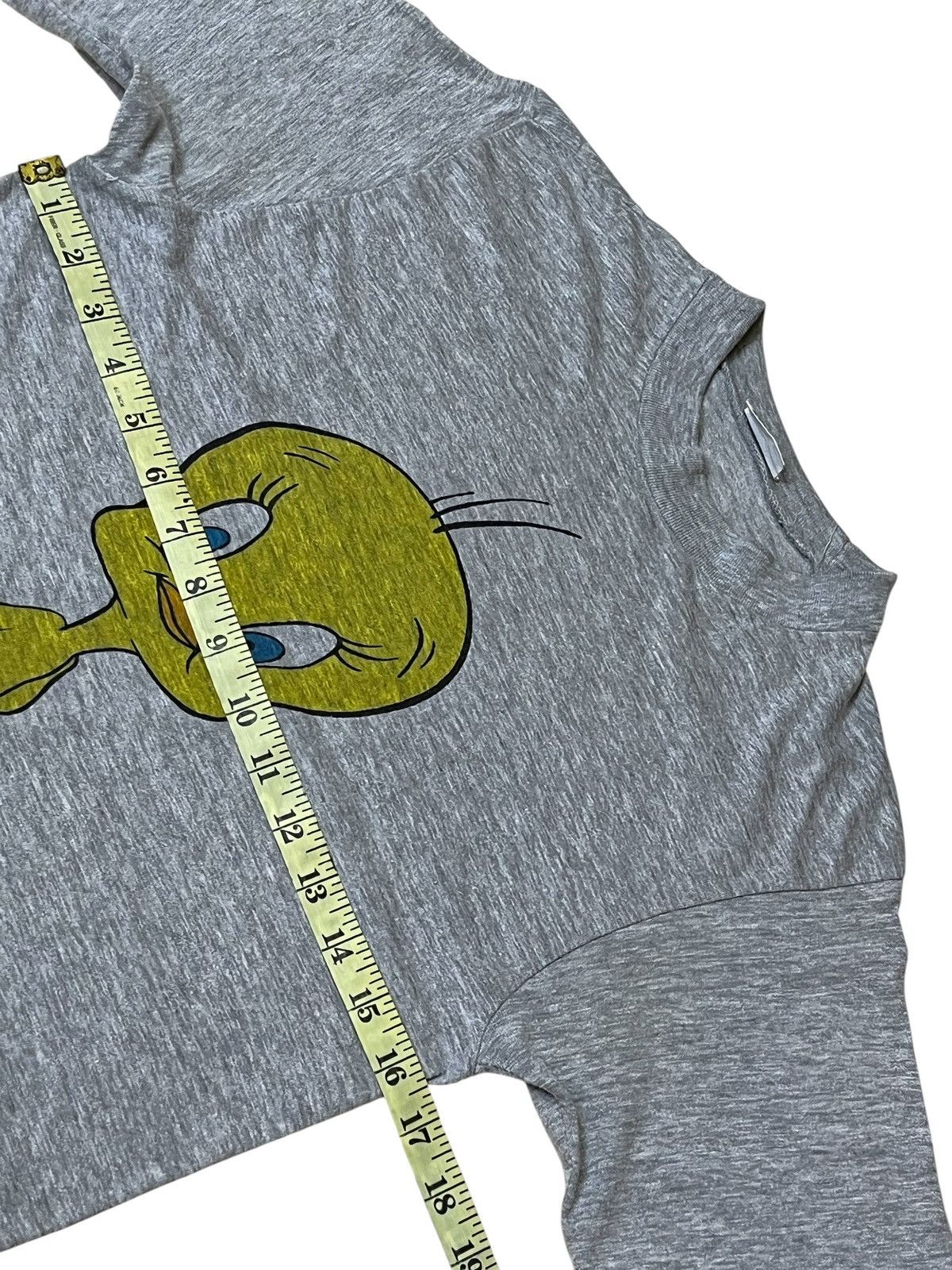 Vintage Rare🔥Vintage 70s TWEETY warner bros tee shirts Size US L / EU 52-54 / 3 - 11 Thumbnail