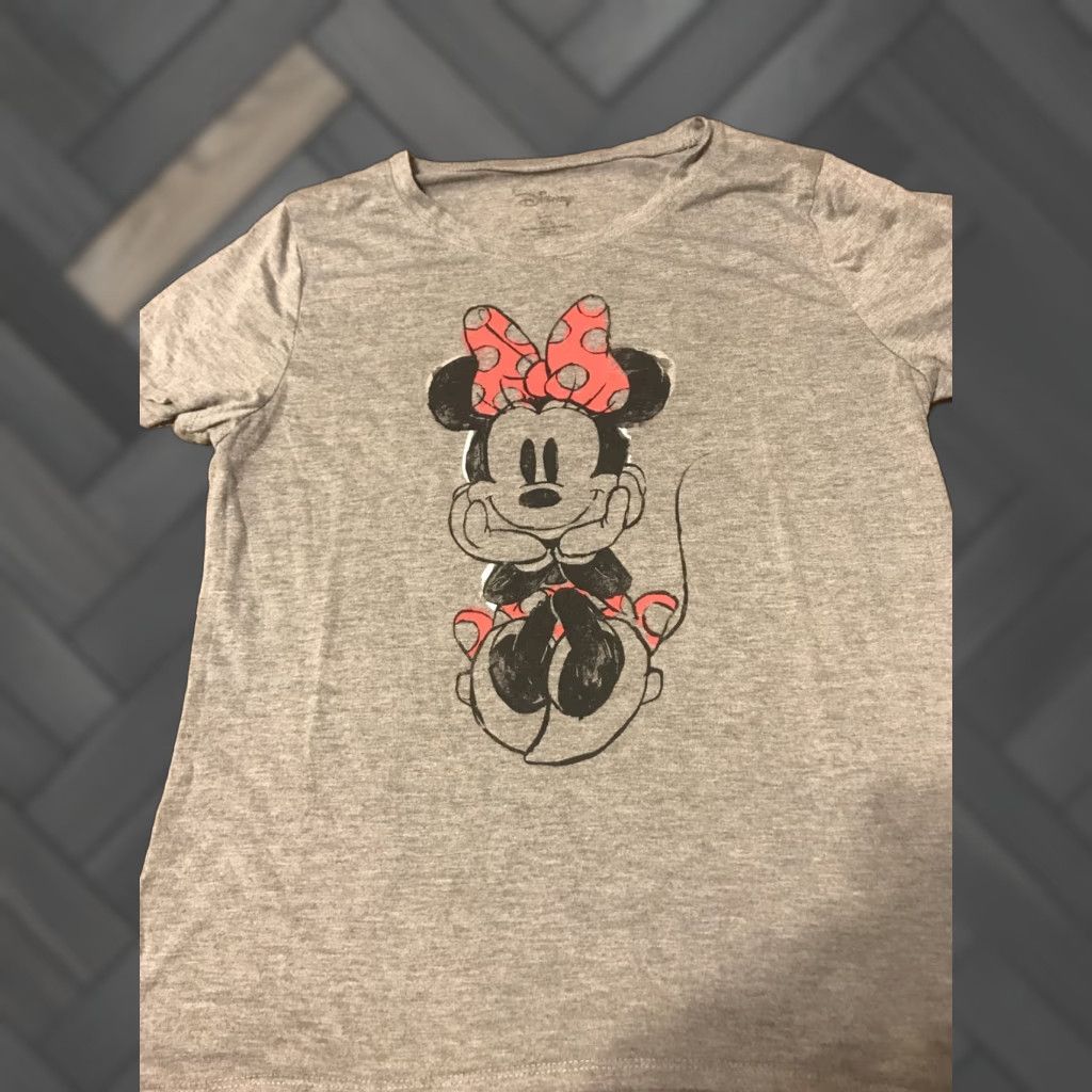 Disney VINTAGE Disney Minnie Mouse T Shirt Gray XXL Women Breast Bow Sequin Love Shirt Size XXL / US 16-18 / IT 52-54 - 1 Thumbnail